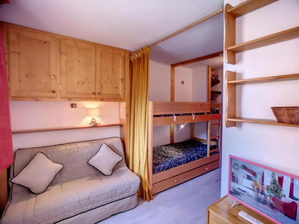 Appartement Les Menuires, 1 pièce, 3 personnes - FR-1-178-40