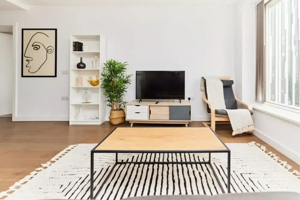 The Elephant and Castle Escape - Cozy 2bdr Flat With Parking Balcony
