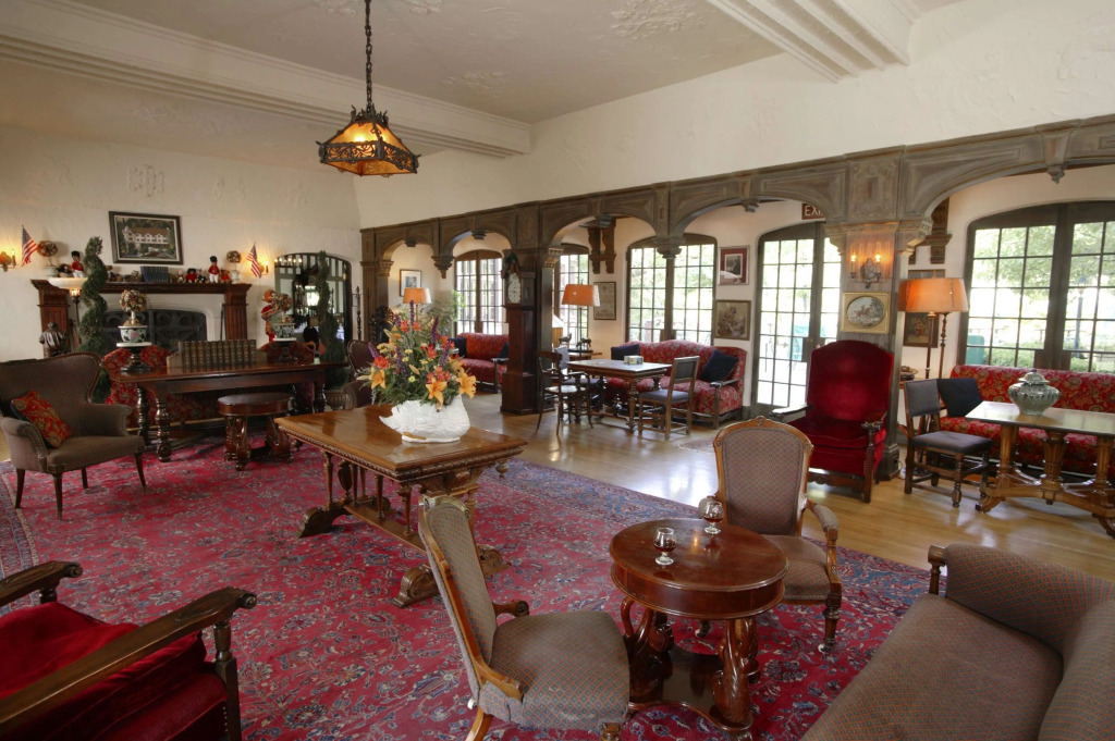 Benbow Historic Inn