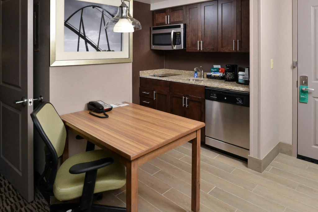 Homewood Suites by Hilton Cincinnati/Mason