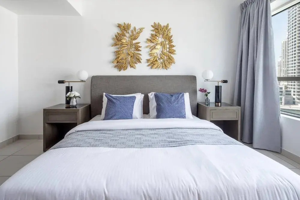 Elegantly Modern 1BR With Lovely Marina Views!
