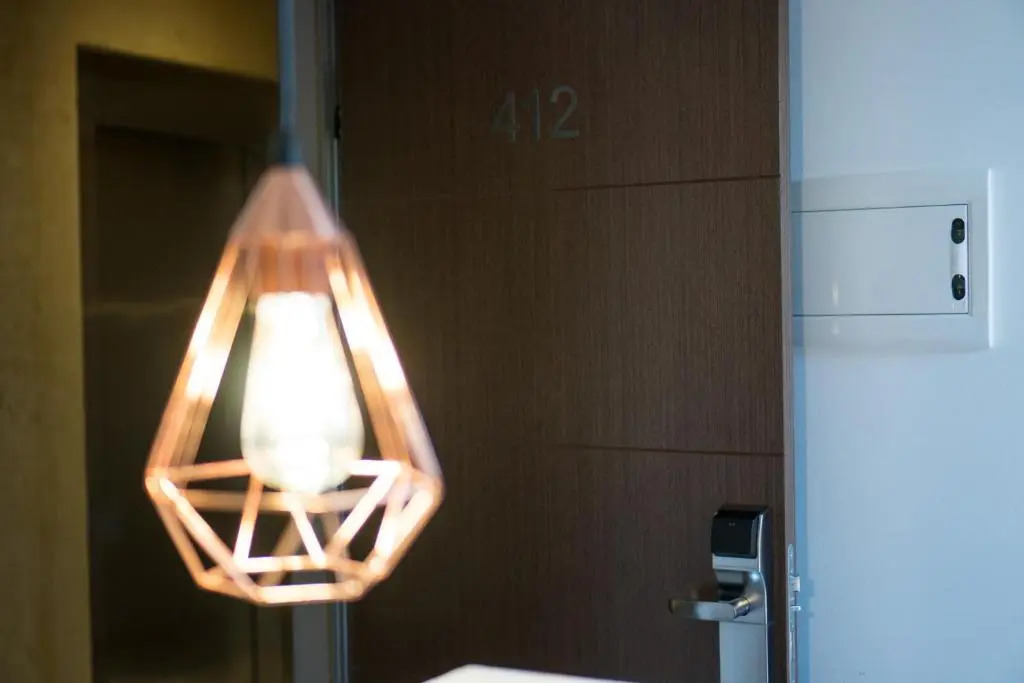 The Lights City Rooms