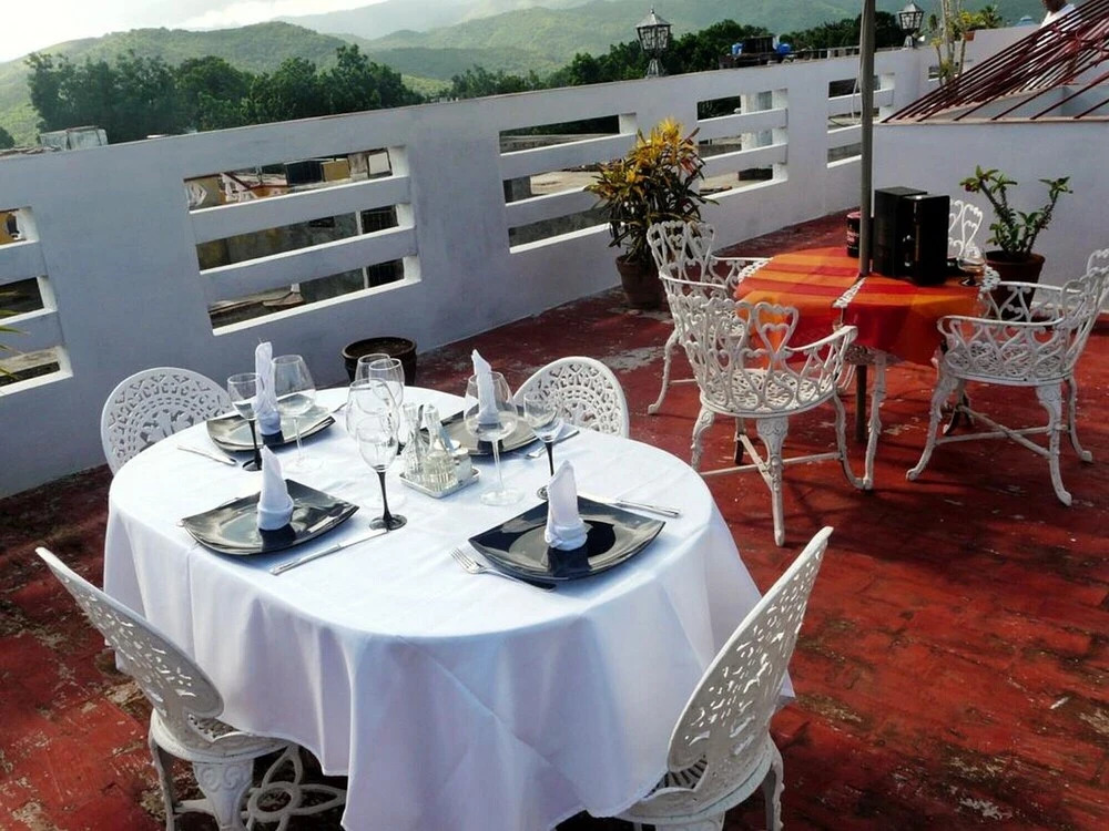 The Waiters House TRINIDAD