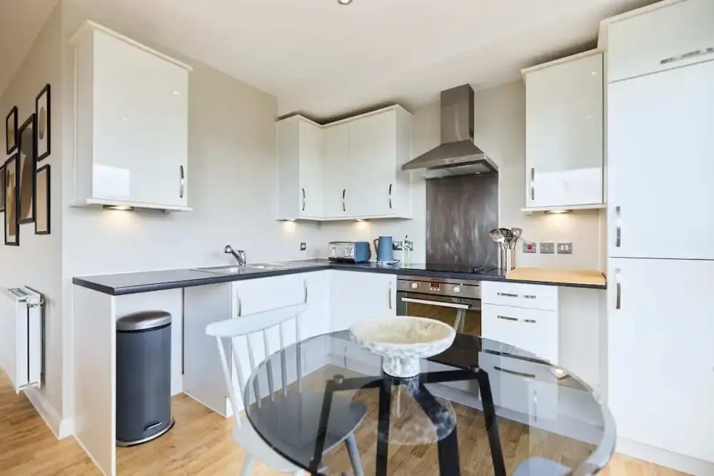 The Enfield Sanctuary - Modern 1bdr Flat With Balcony