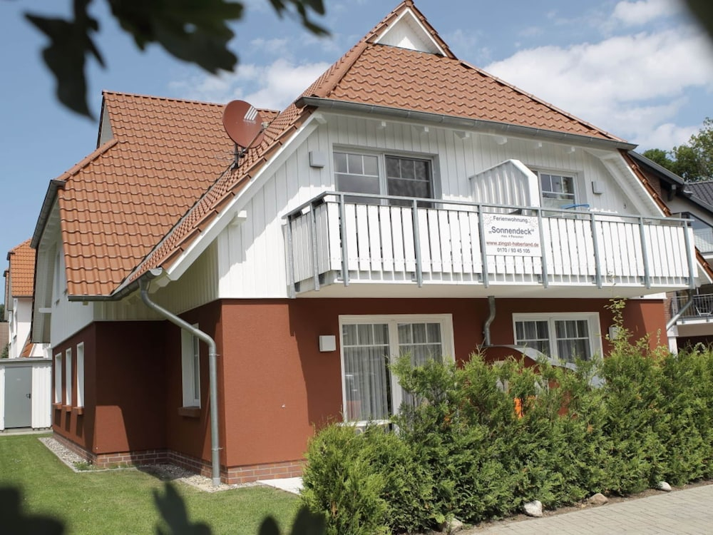 Sundeck Comfortable Holiday Residence