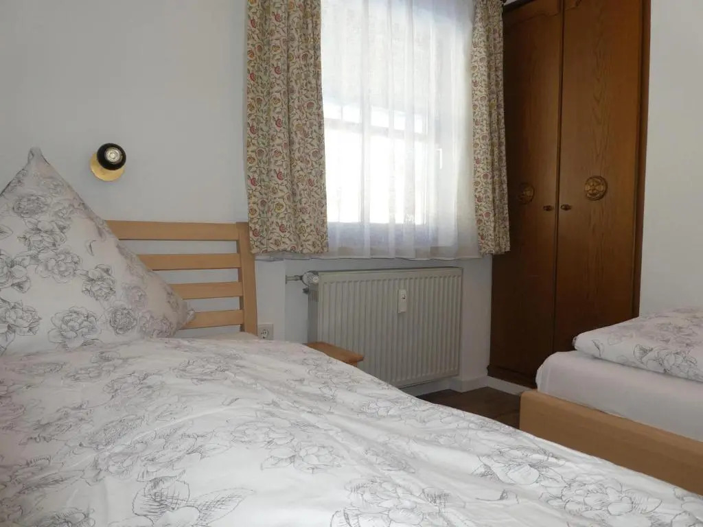 Haus am Kurpark "Ferienwohnung Straßer"