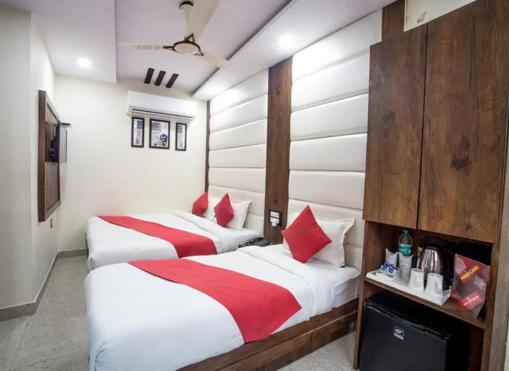 Hotel Dollar Inn