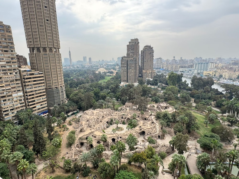 4 Bedrooms Apt. Zamalek-Mynt Hospitality