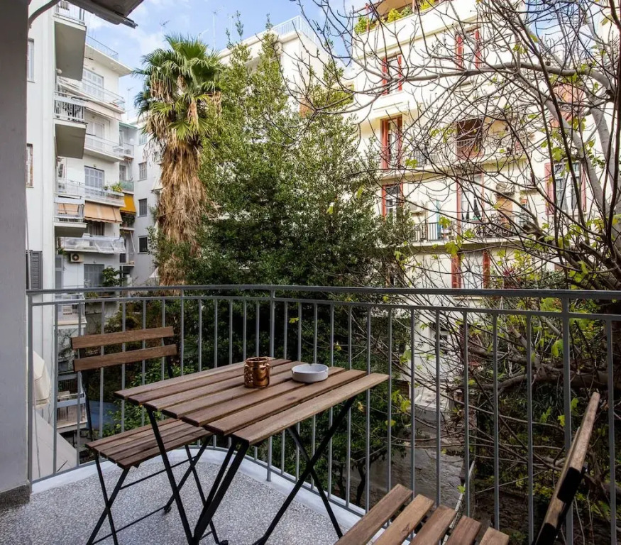 Adorable apartment under Acropolis