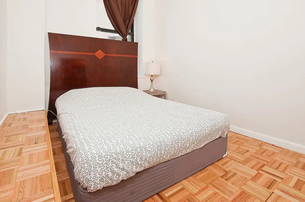 1- 2 Bedroom Apt Midtown East 28 Street
