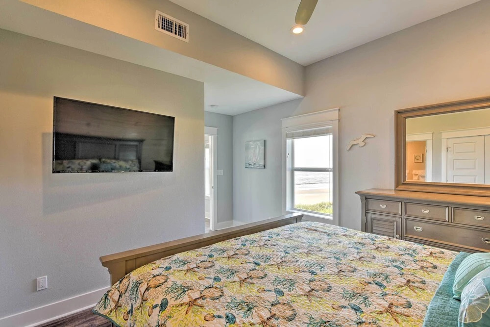 Crystal Tides - Stunning Home W/oceanfront Views