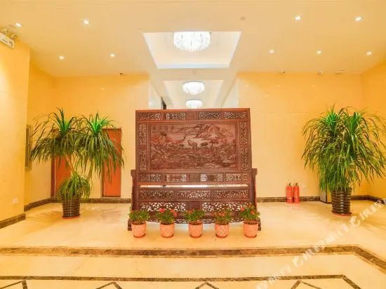 Xuzhou Ideal International Holiday Hotel (Yunlonghu Gongnong Road Subway Station)