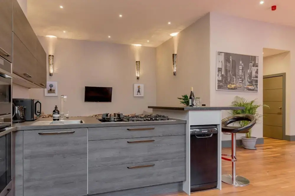 Bohemian Luxury Accommodation in the Heart Edinburgh s Leith Dist Montague