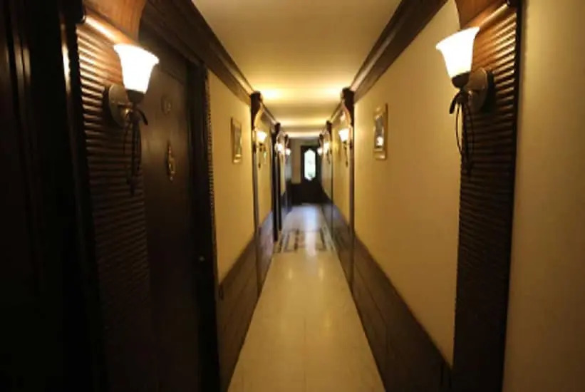 OYO 8771 Hotel Allahabad Regency