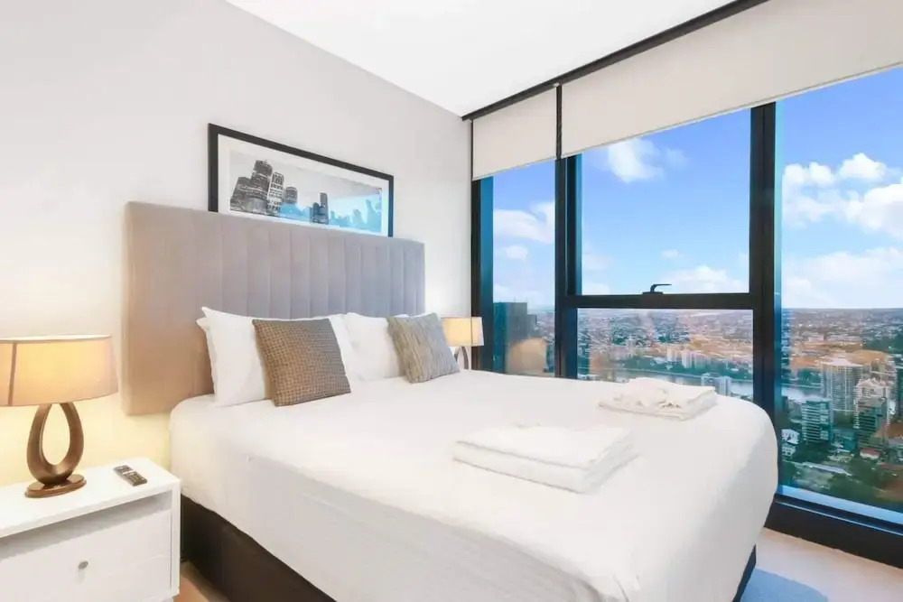 Luxury 1 Bedroom Retreat in Brisbane City With Pool and gym