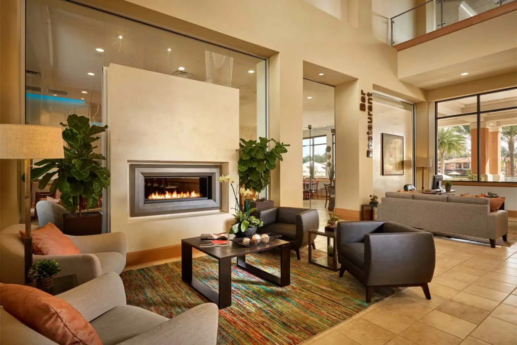 Regal Oaks Resort Vacation Townhomes by IDILIQ