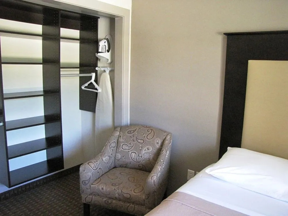 Stay-Over Suites - Fort Gregg-Adams Area