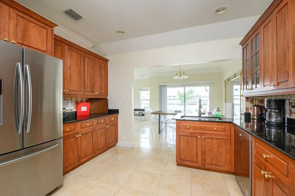 4331 W Tradewinds Ave Duplex Unit A 3 Bedrooms 2.5 Bathrooms Duplex
