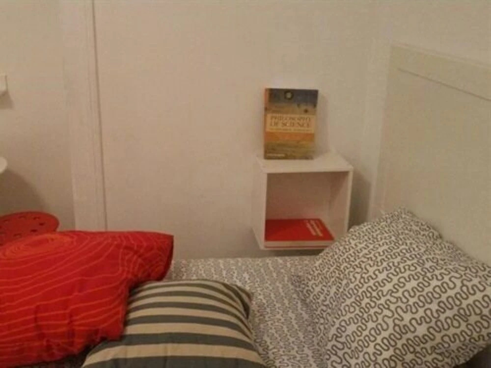 R & Freud Guest House