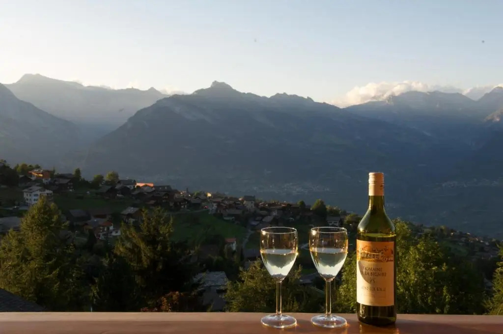 Chalet le Joyau in Nendaz - Sleeps 6 - Panoramic Views - 4 Vallées