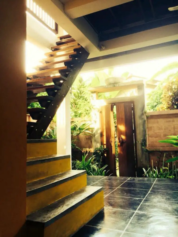 Baan Hinlad Home and Hostel