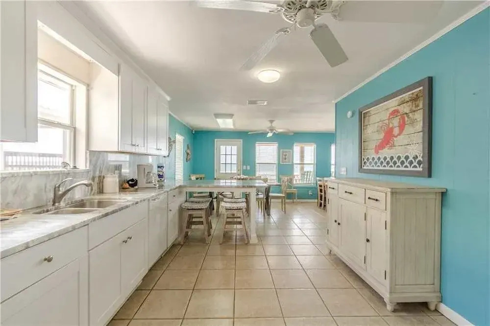 Montego - 3 Br home by RedAwning