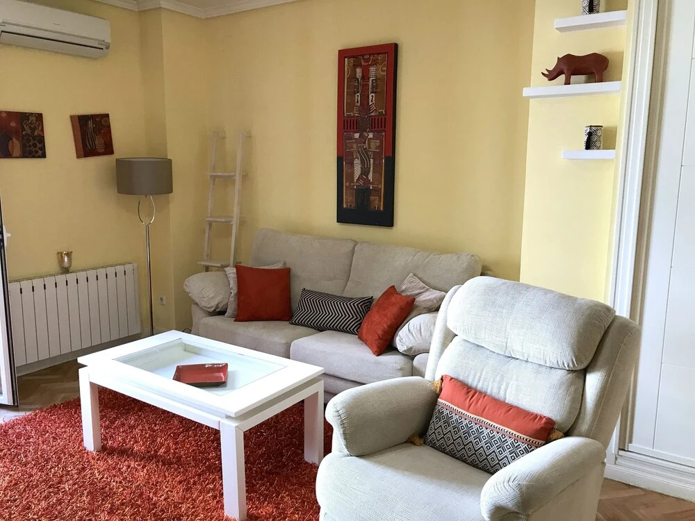 Stay at Home Madrid Apartments V