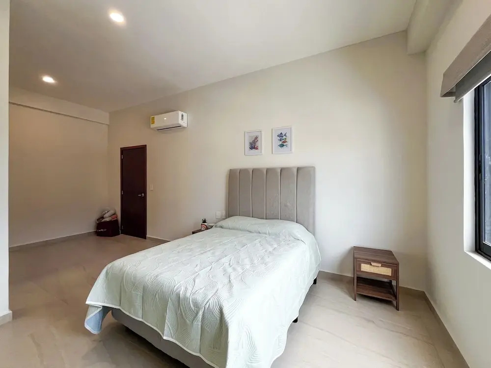 Makeva Condos, Near Malecon