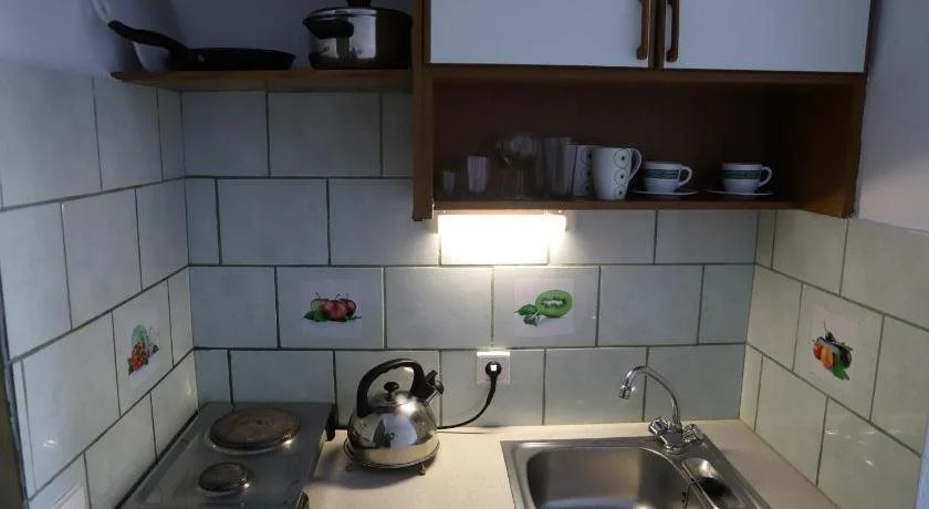 Aris Apartments