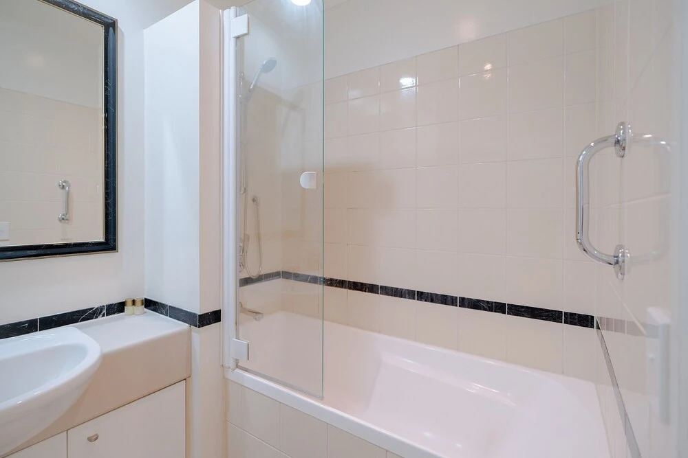 Private Apartment at 4.5 Star Hotel