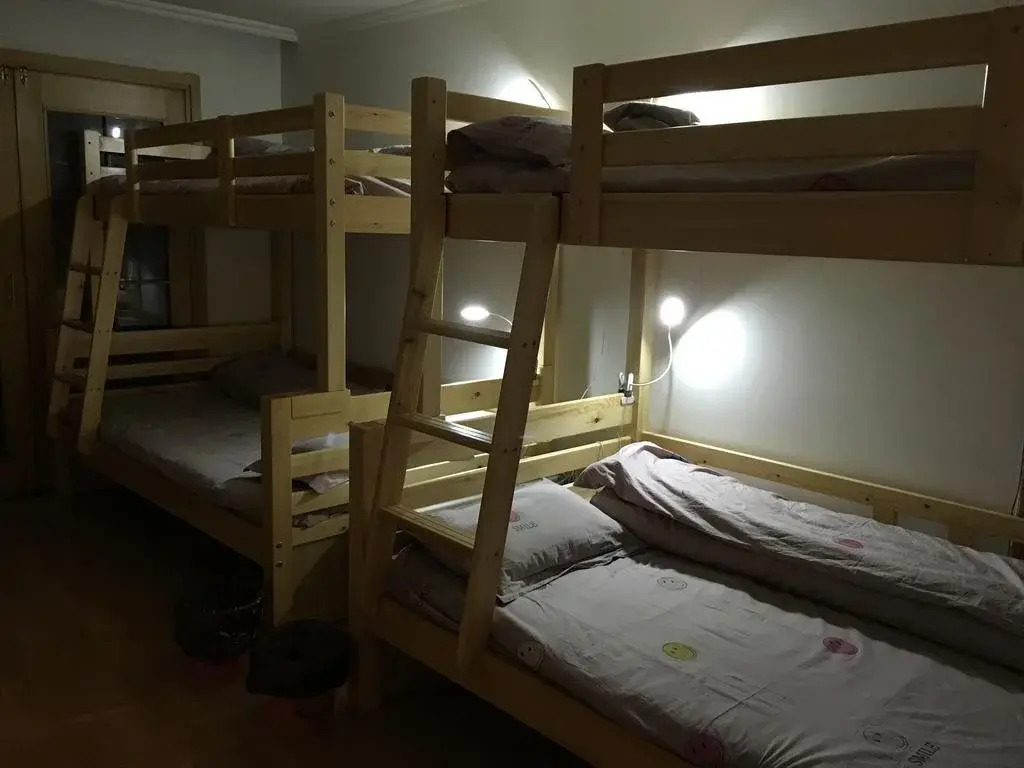 Sanrenxing Hostel