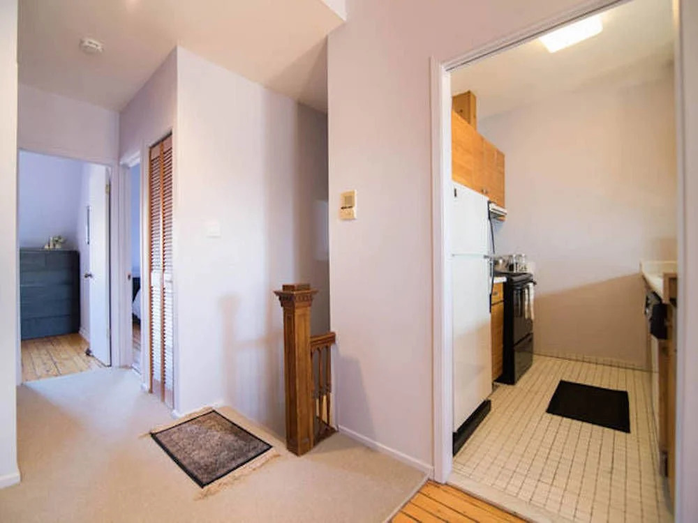 LM Stays - 142 James Street Loft