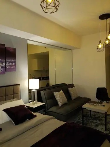 JR Studio Luxe 1824 at Princeton Residences