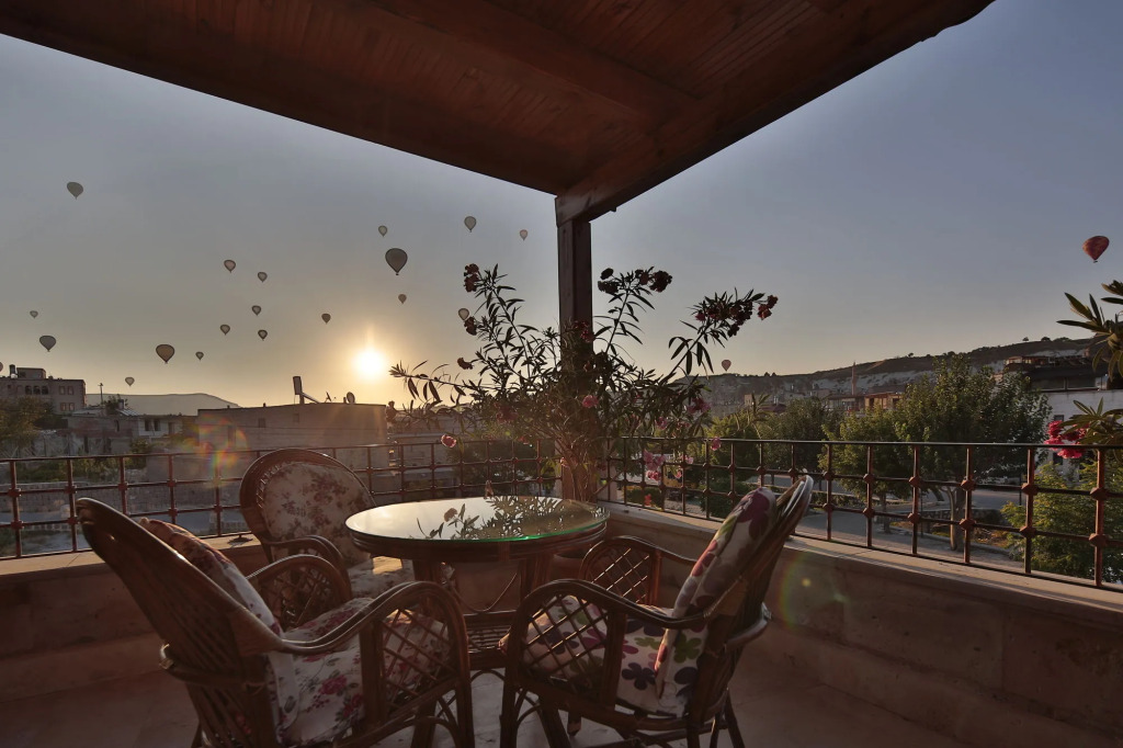 Alaturca House
