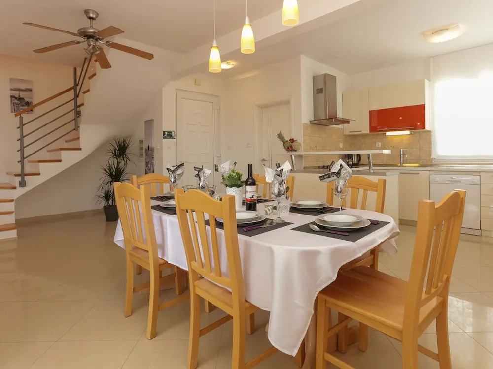 Alluring Villa in Marina With Swimming Pool