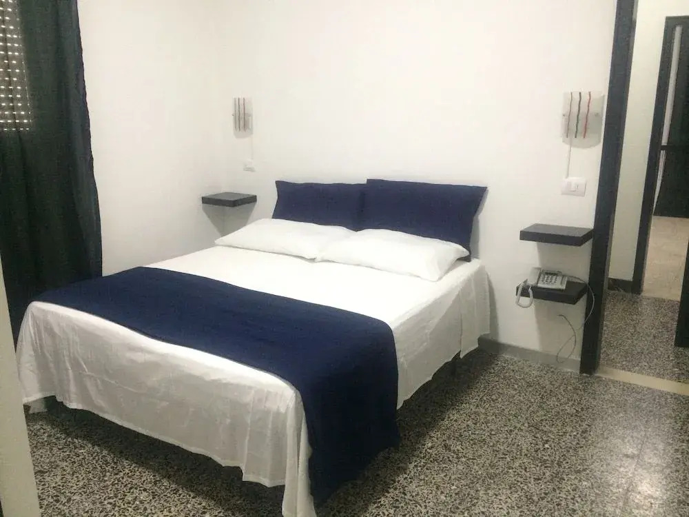 Stupido Hotel