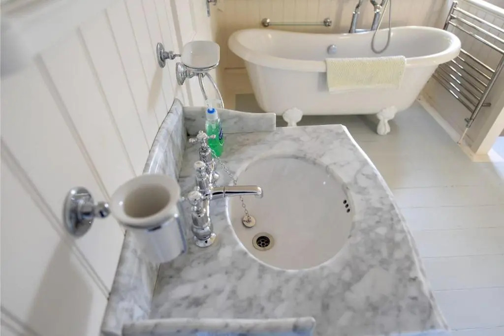 2 Hadleigh Villas