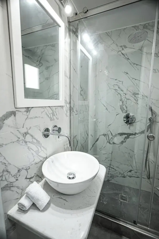 Xaravgi Resort Suites