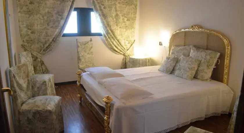 Horse Guesthouse