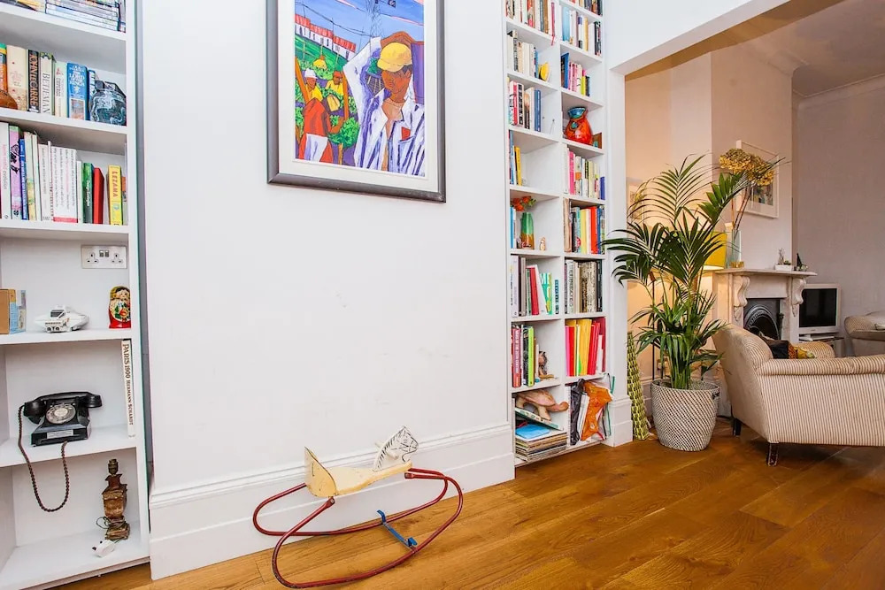 Stunning Stylish 3 Bed House in Fantastic Location