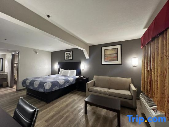 Speedway Inn & Suites