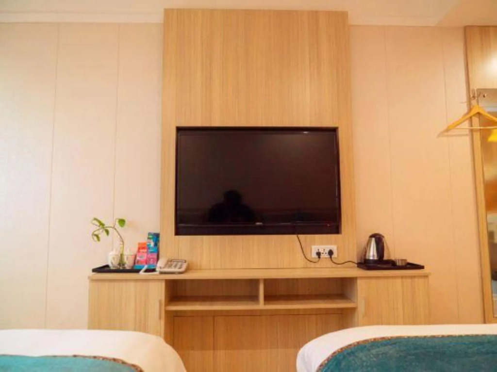 Han Dong  hotel