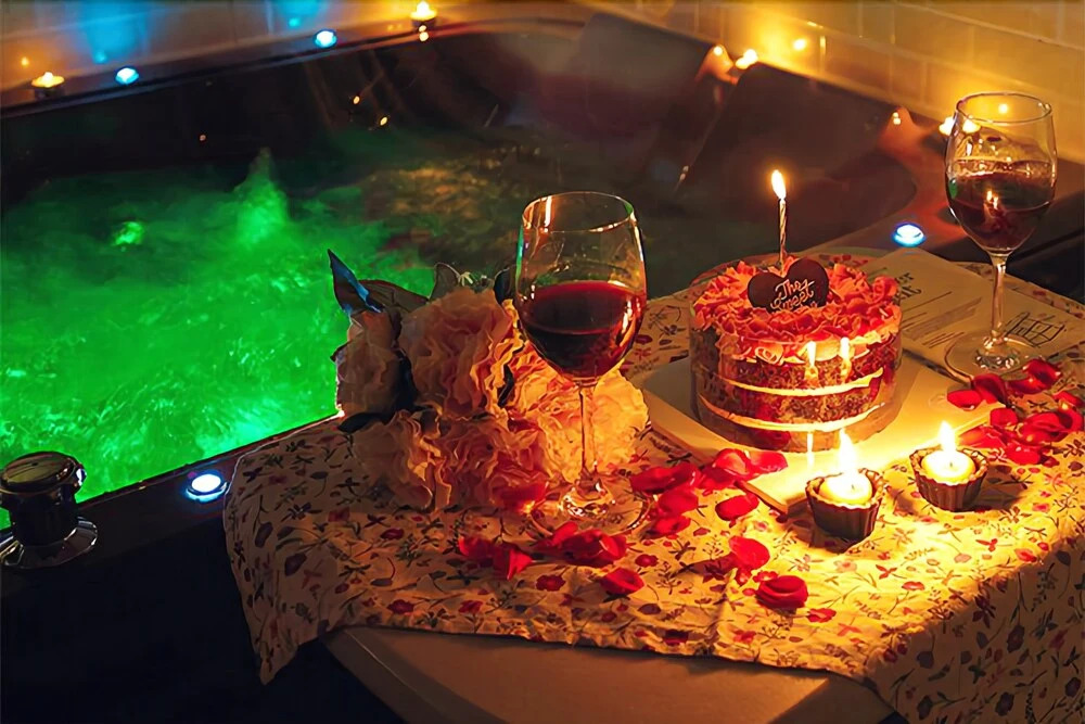 Gyeongju Epilogue Pension (Spa Karaoke, Netflix Available)