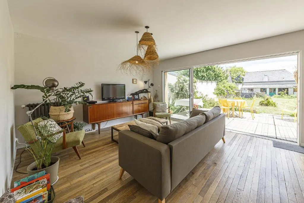 Maison avec beau jardin au c ur d'Angers