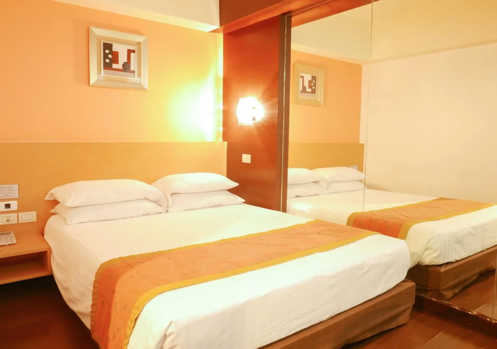 Ever Rich Hotel