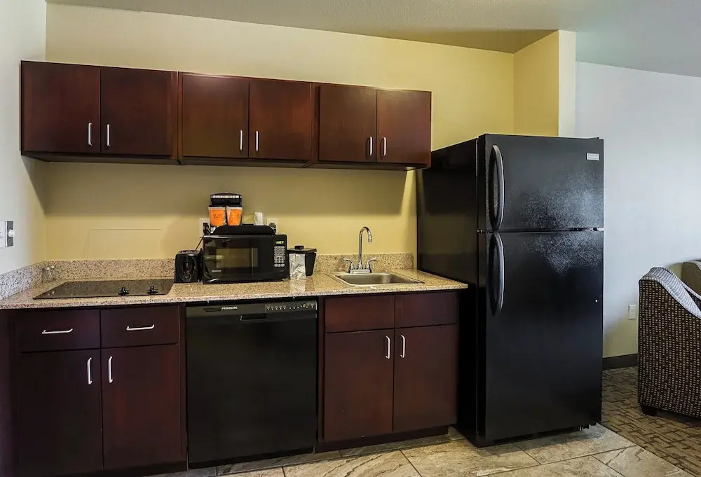Cobblestone Inn & Suites - Altamont