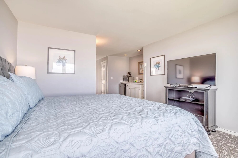 Nantucket Inn #4