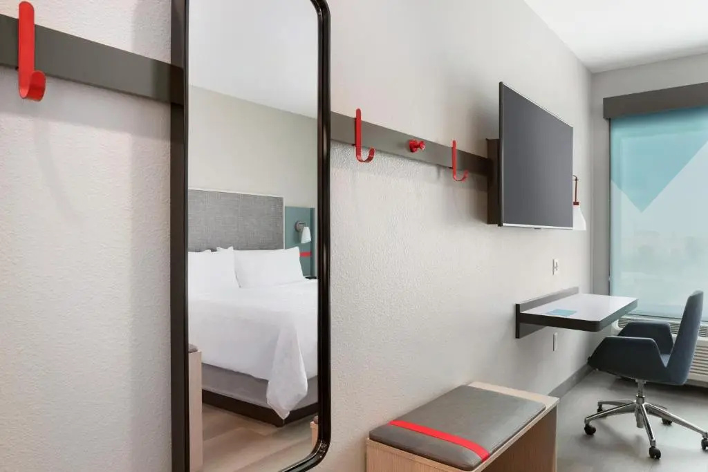 avid hotel Fort Worth Downtown by IHG