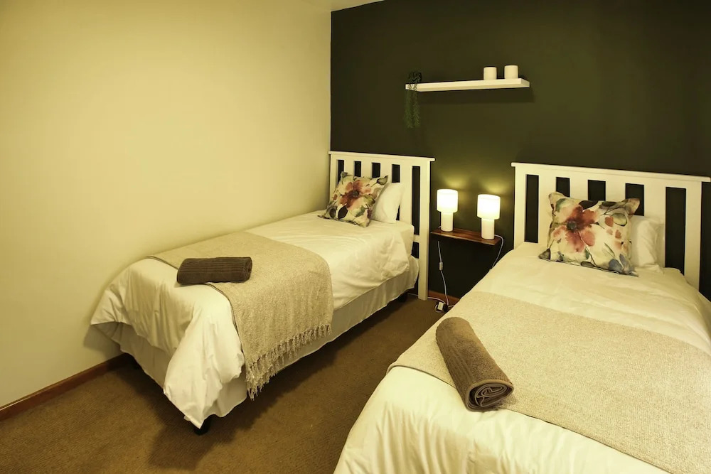 Affie Plaas, Langebaan 8-sleeper