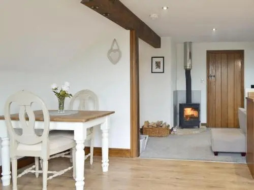 Field Farm Apartment
